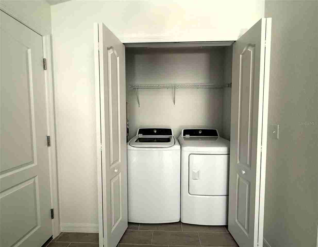 627 W Carey Ln - Photo 7 of 20