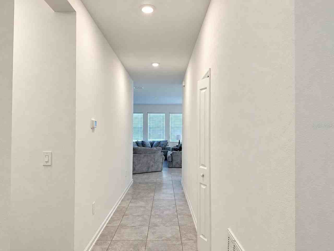 503 Hatteras Rd - Photo 7 of 21