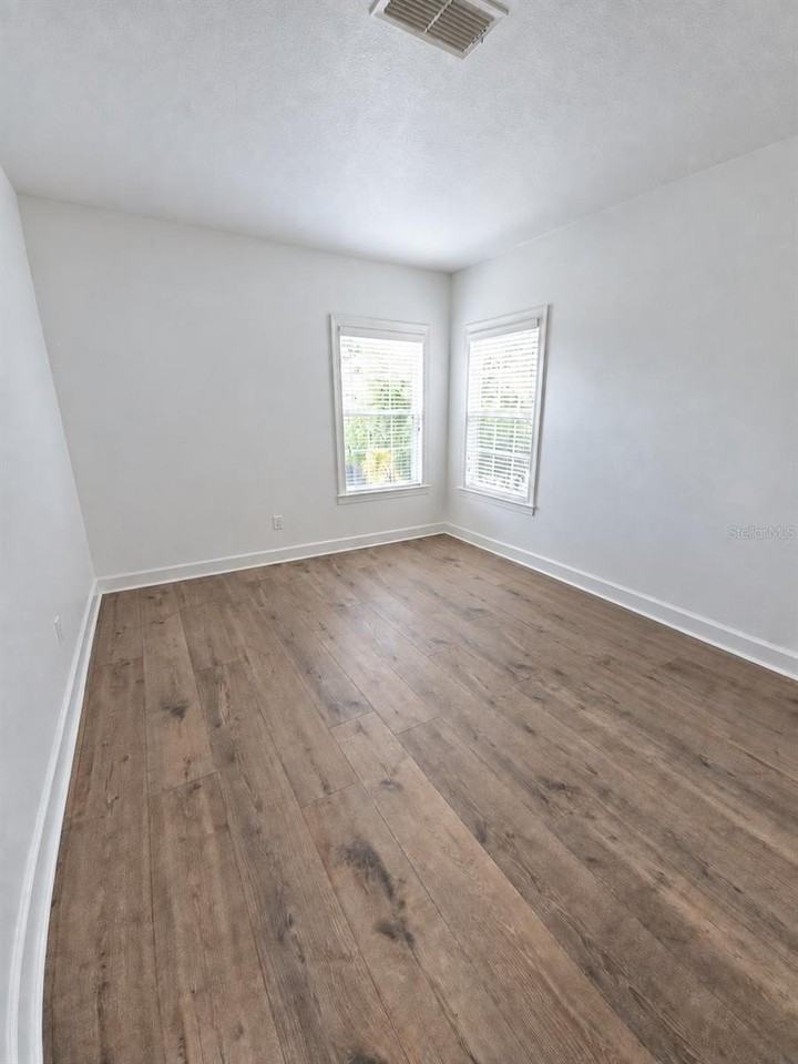 1440 Stickley Ave #B - Photo 5 of 15