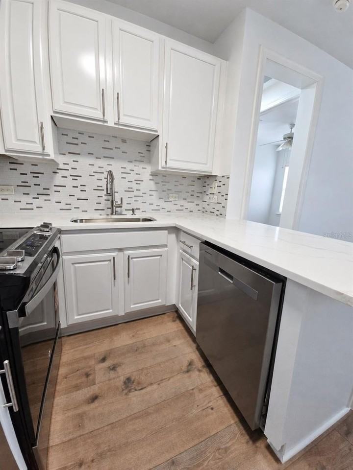 1440 Stickley Ave #B - Photo 7 of 15