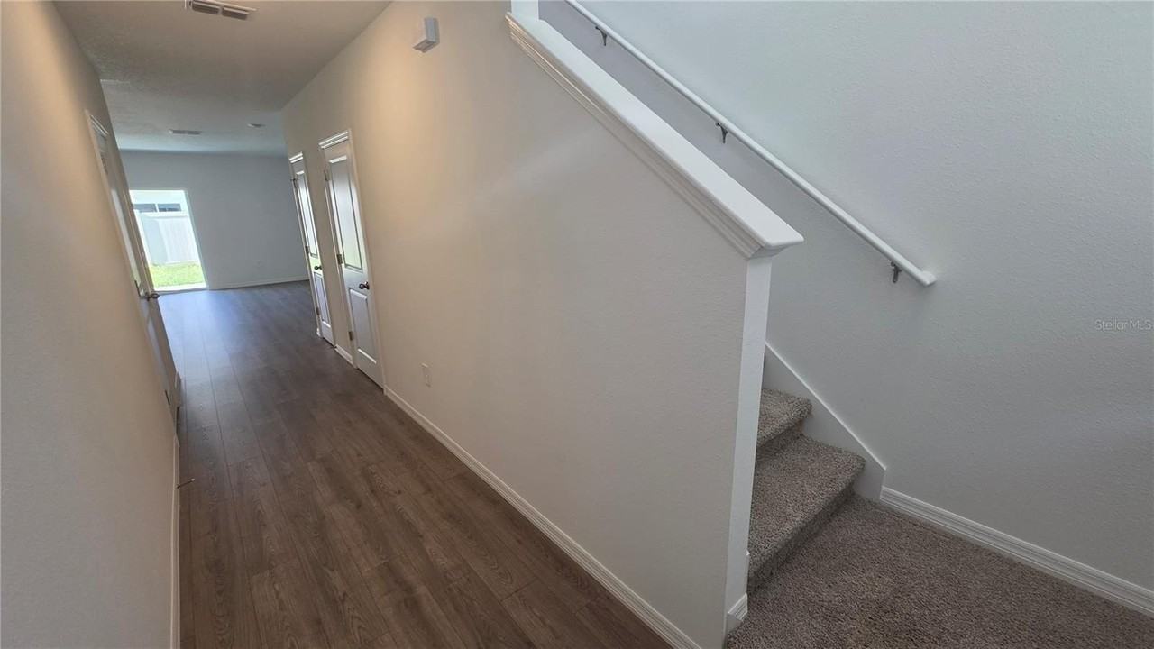 17588 Spanish Oak Loop - Photo 4 of 33