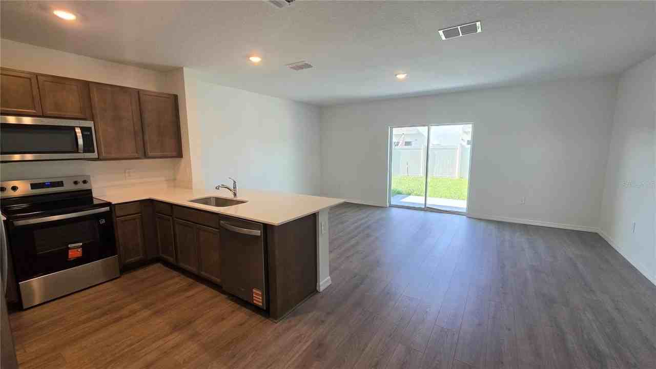 17588 Spanish Oak Loop - Photo 7 of 33