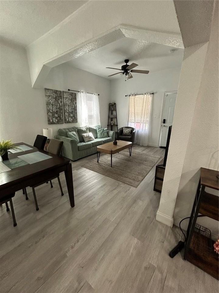 2626 E 28th Ave - Photo 3 of 9