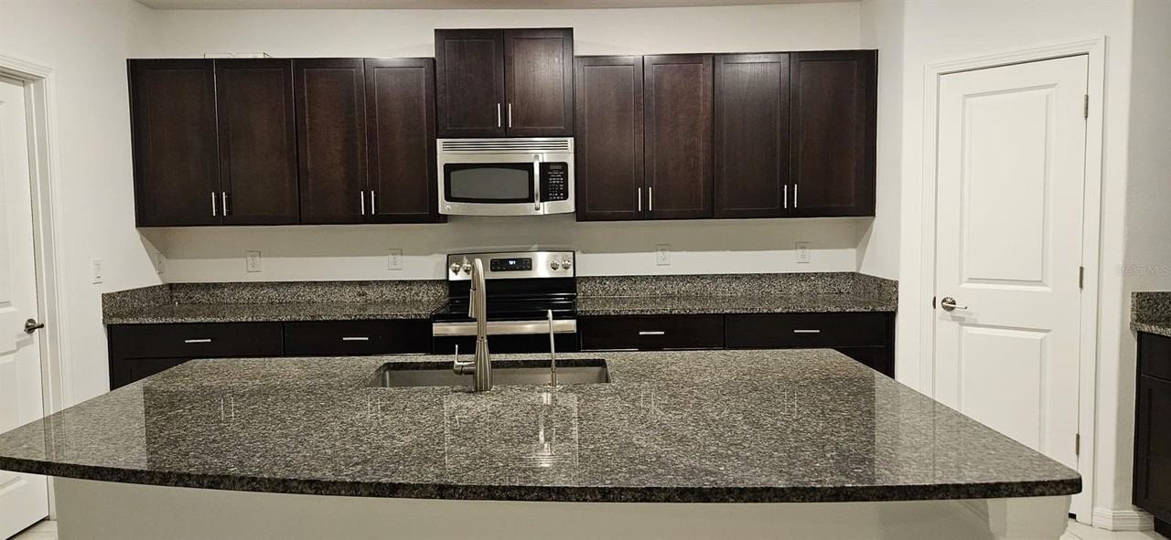 9910 Spanish Lime Ct - Photo 2 of 45