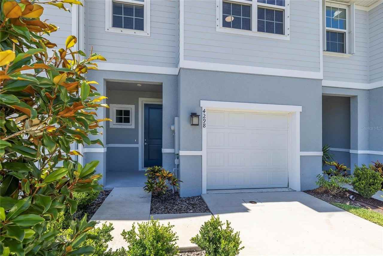 4298 Harbour Palm Dr - Photo 2 of 50