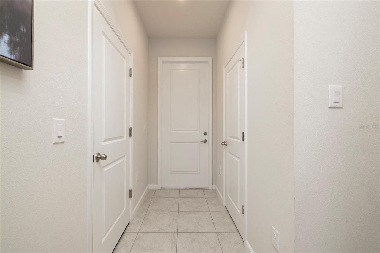 4298 Harbour Palm Dr - Photo 4 of 50