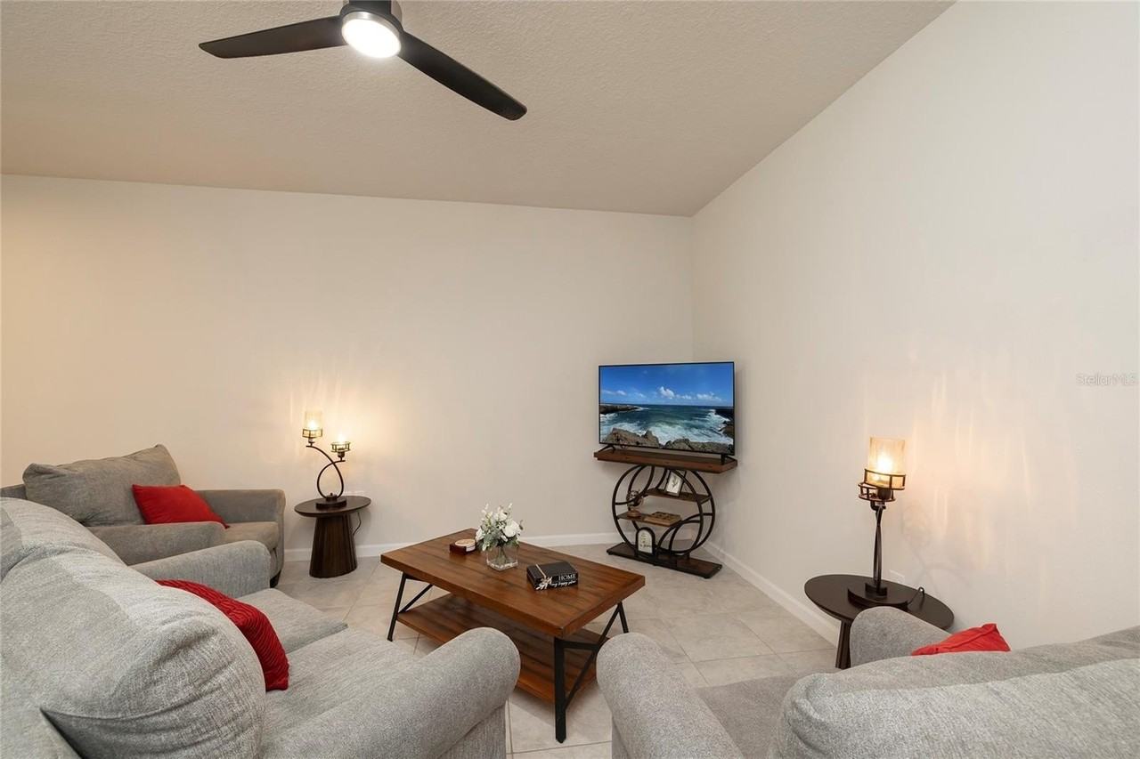 4298 Harbour Palm Dr - Photo 7 of 50