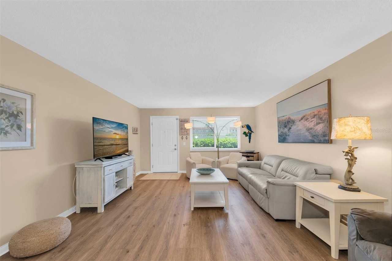 2960 59th St S #105 - Photo 4 of 38