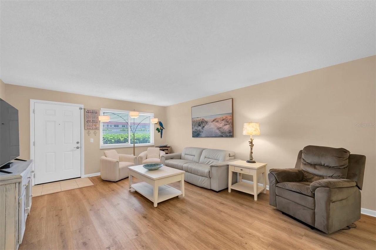 2960 59th St S #105 - Photo 5 of 38