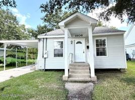featured image of 1806 Williams St