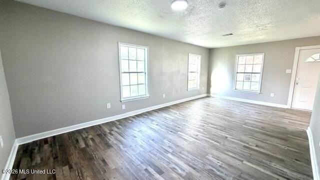 1806 Williams St - Photo 4 of 25