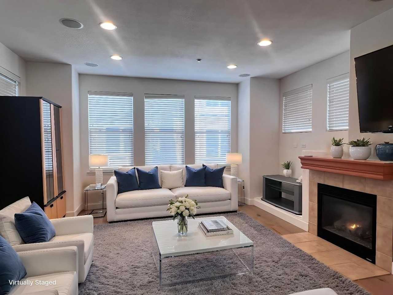 20600 Murano Cir - Photo 2 of 28