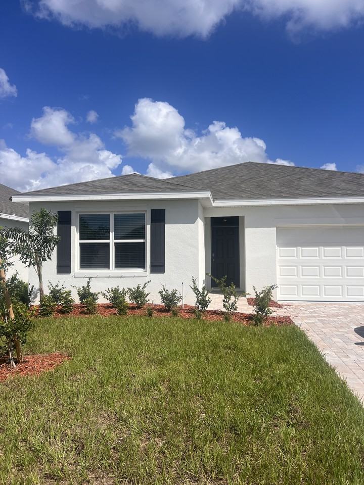 1654 Garabaldi Cir Se #1