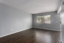 423 W 87th Pl #423 - Photo 4 of 22