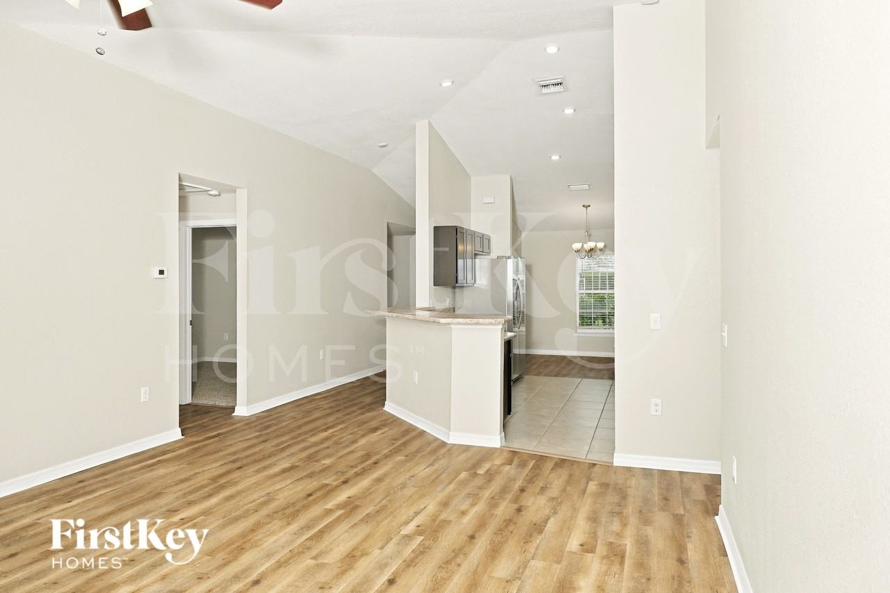4611 Belladonna Ave - Photo 3 of 17