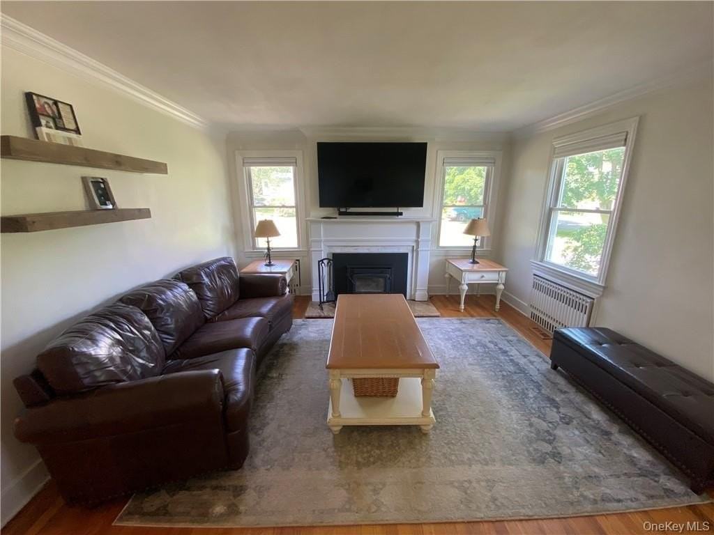 17 Harriman Ave - Photo 3 of 27