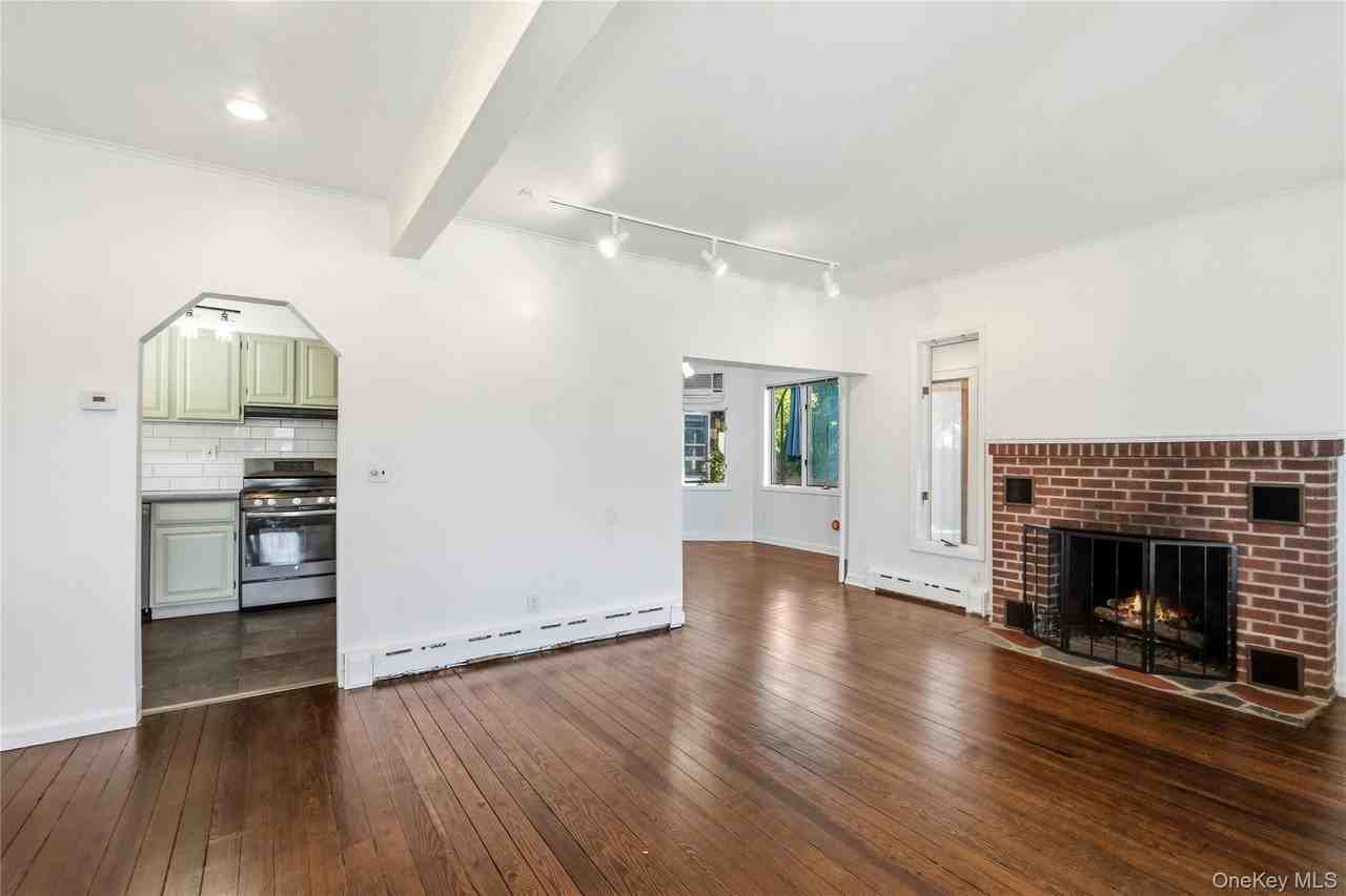 120 S High St - Photo 6 of 38