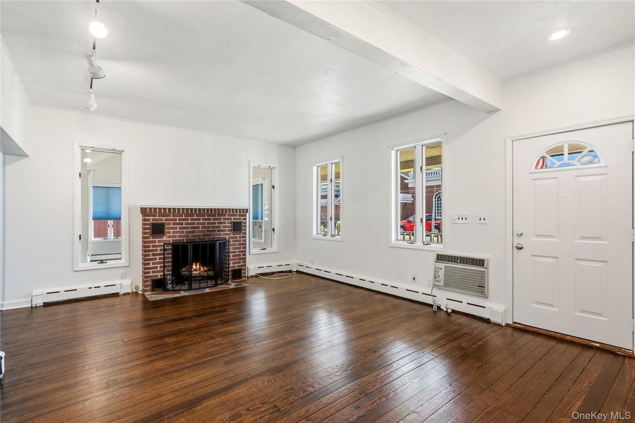 120 S High St - Photo 7 of 38