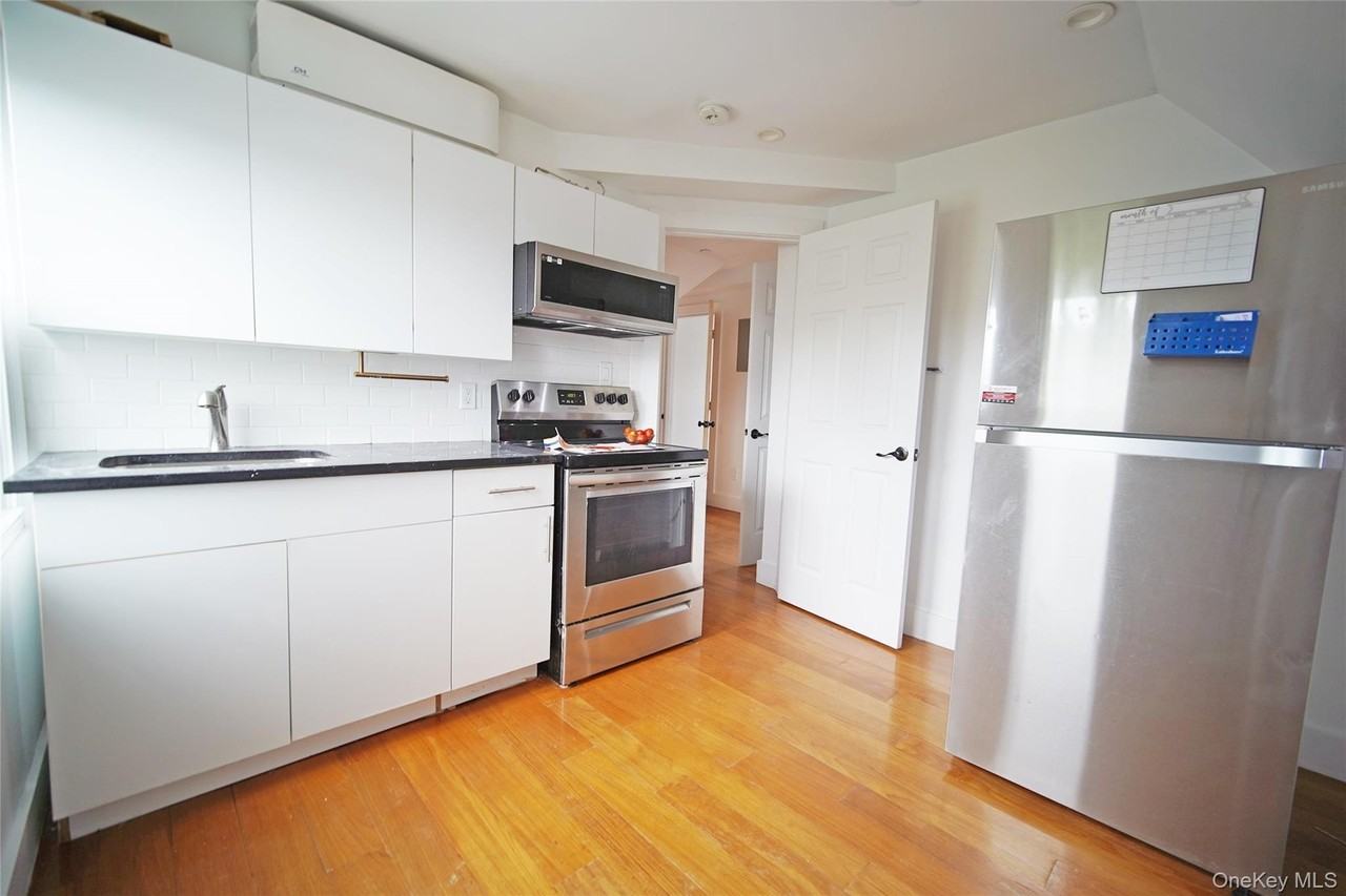 58 S 11th Ave - Photo 2 of 8