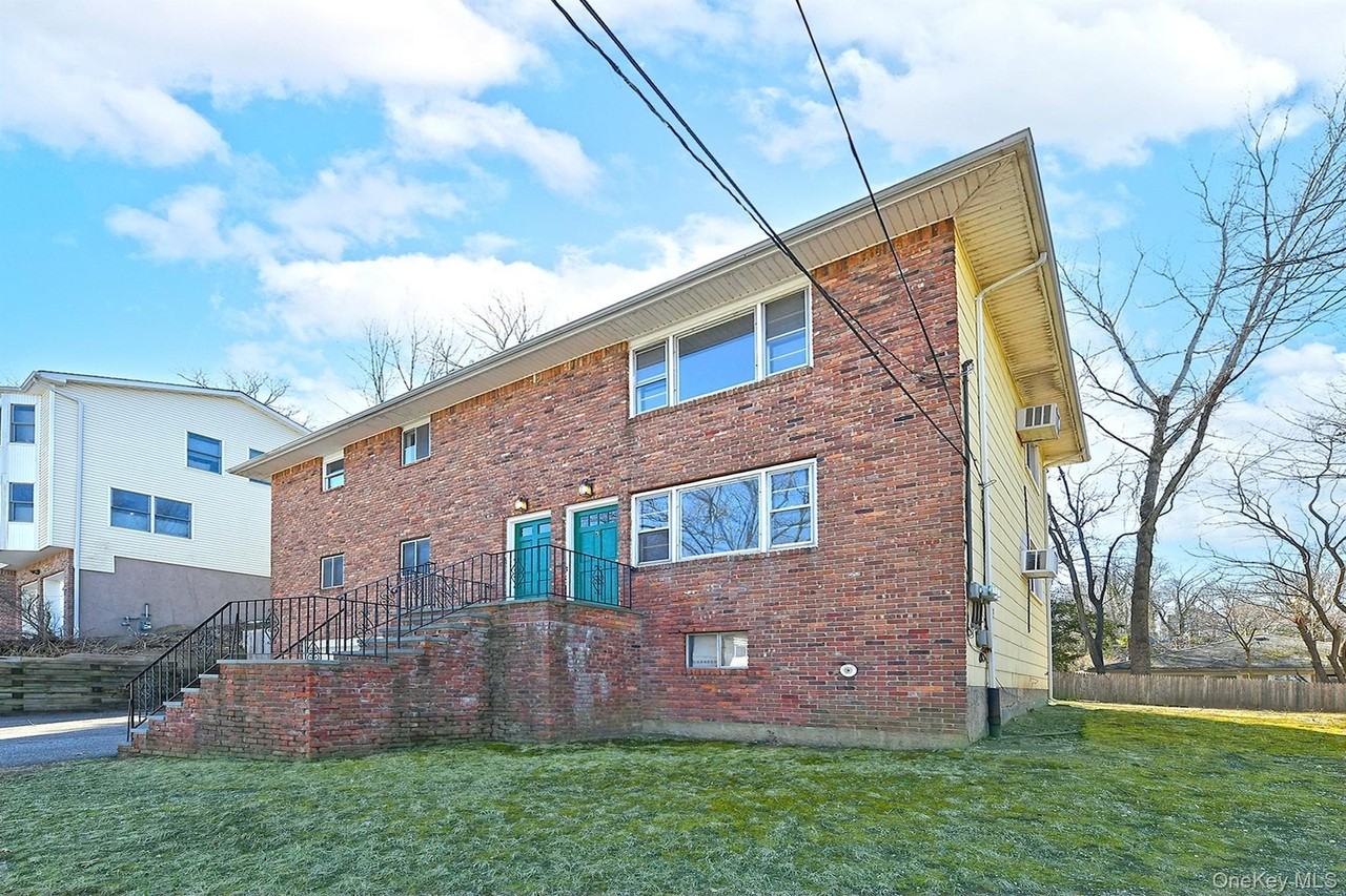 8 Harbor Hill Rd #2ndFL - Photo 2 of 19