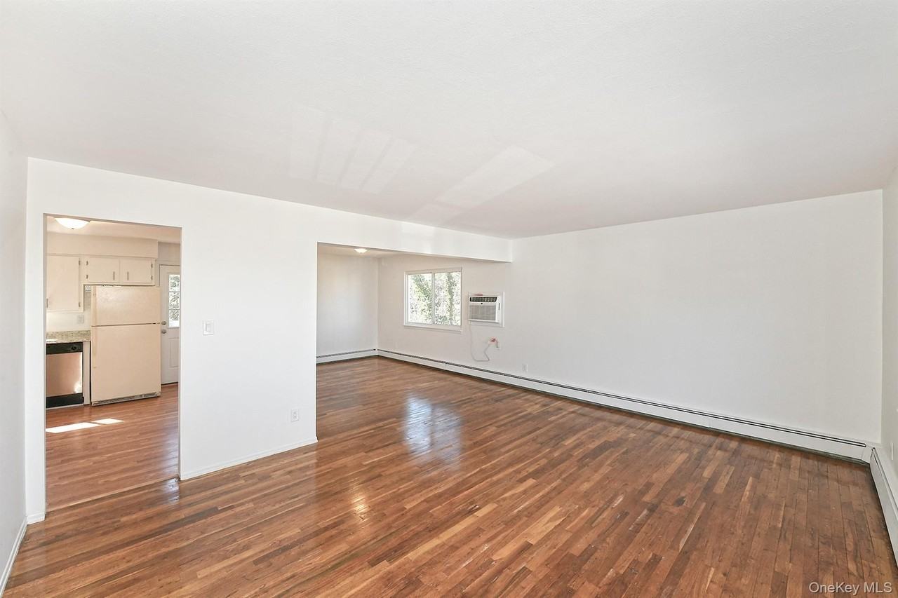 8 Harbor Hill Rd #2ndFL - Photo 5 of 19