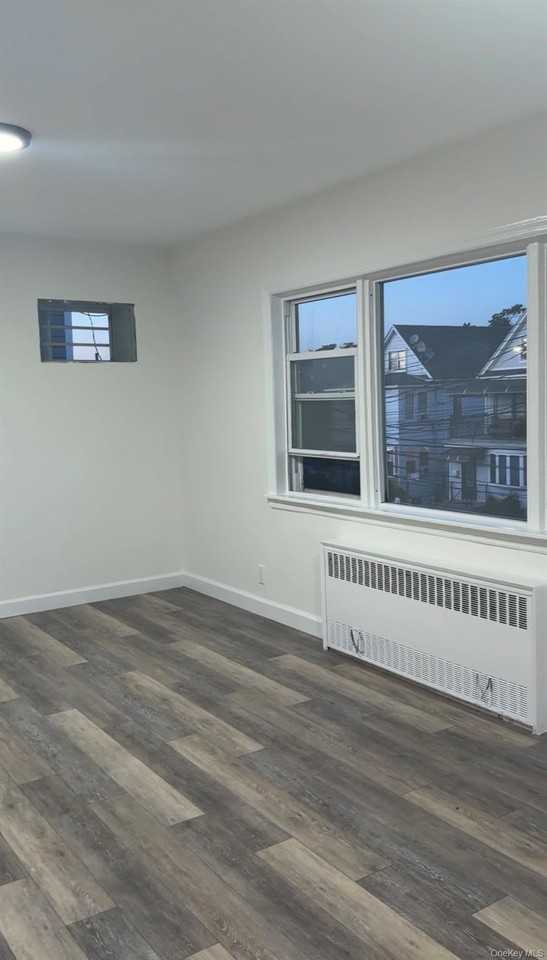2752 Curtis St - Photo 5 of 6