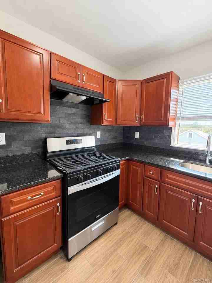 55B Prospect Ave - Photo 5 of 10