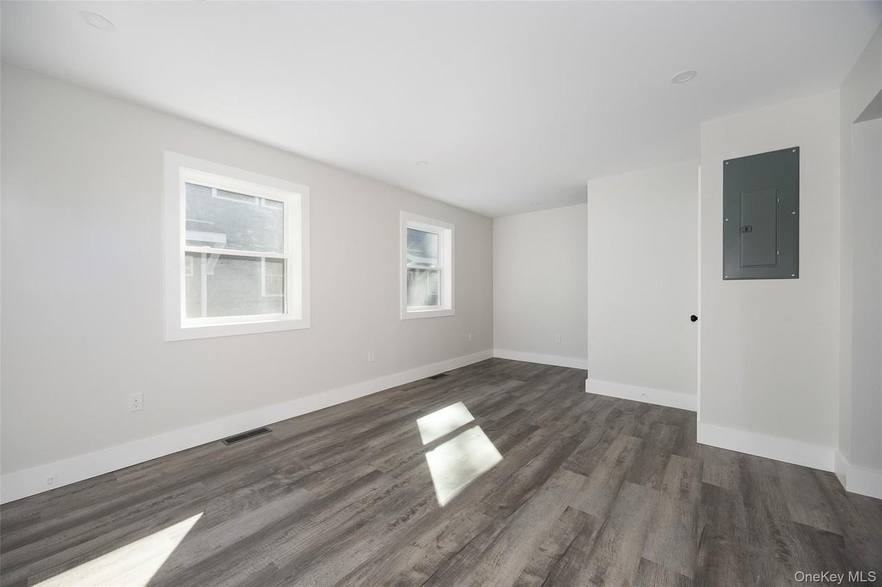 7 Douglas St #A - Photo 7 of 24
