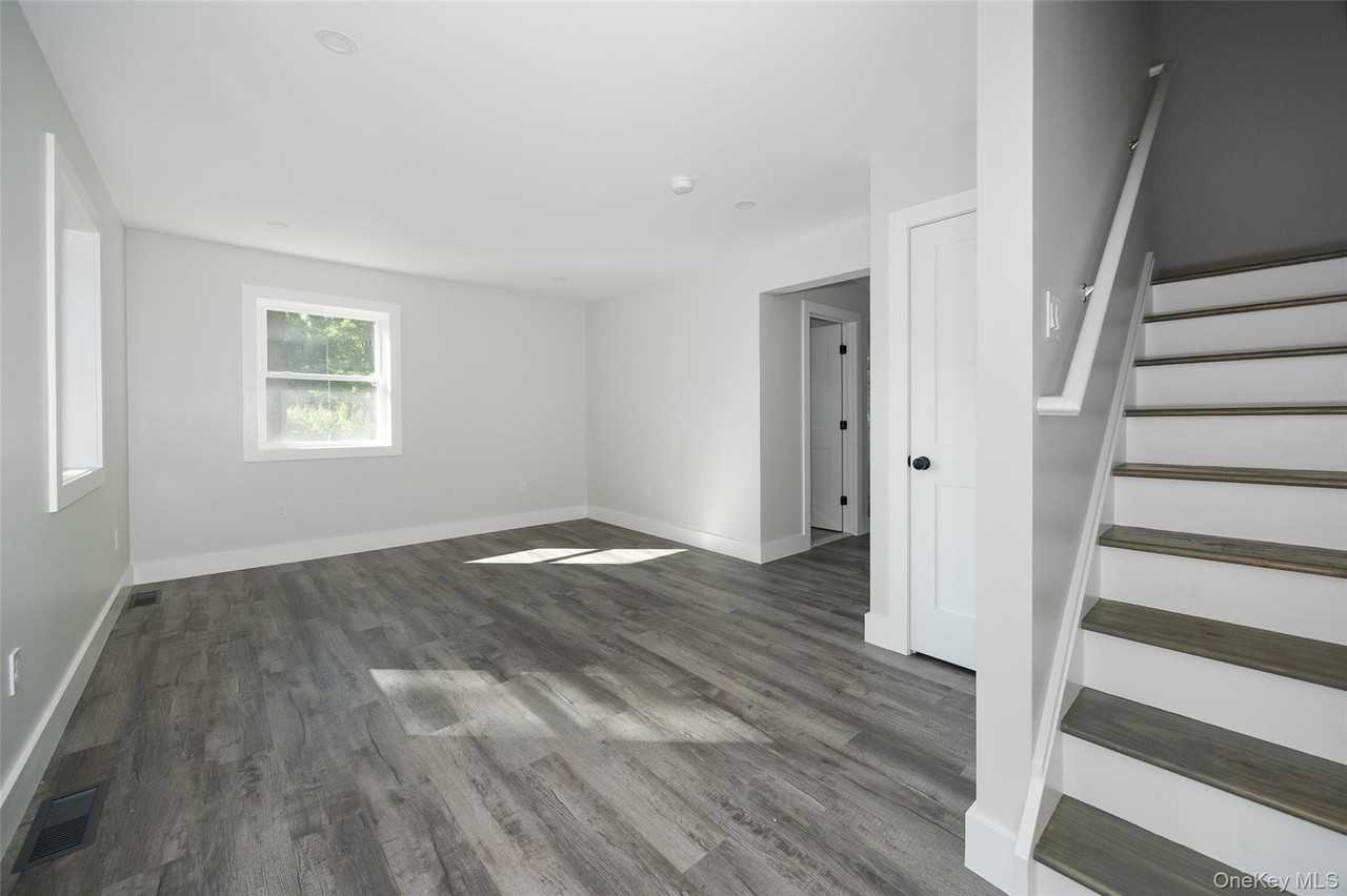 7 Douglas St #B - Photo 7 of 26