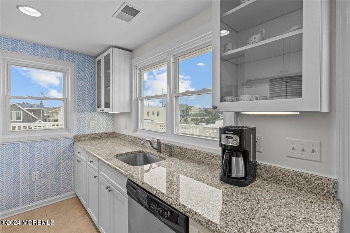 51 3rd Avenue - Photo 6 of 36