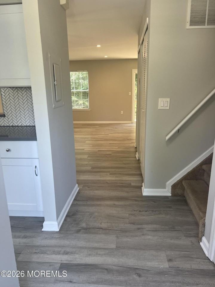 Shearwater Hallow Rd - Photo 2 of 13