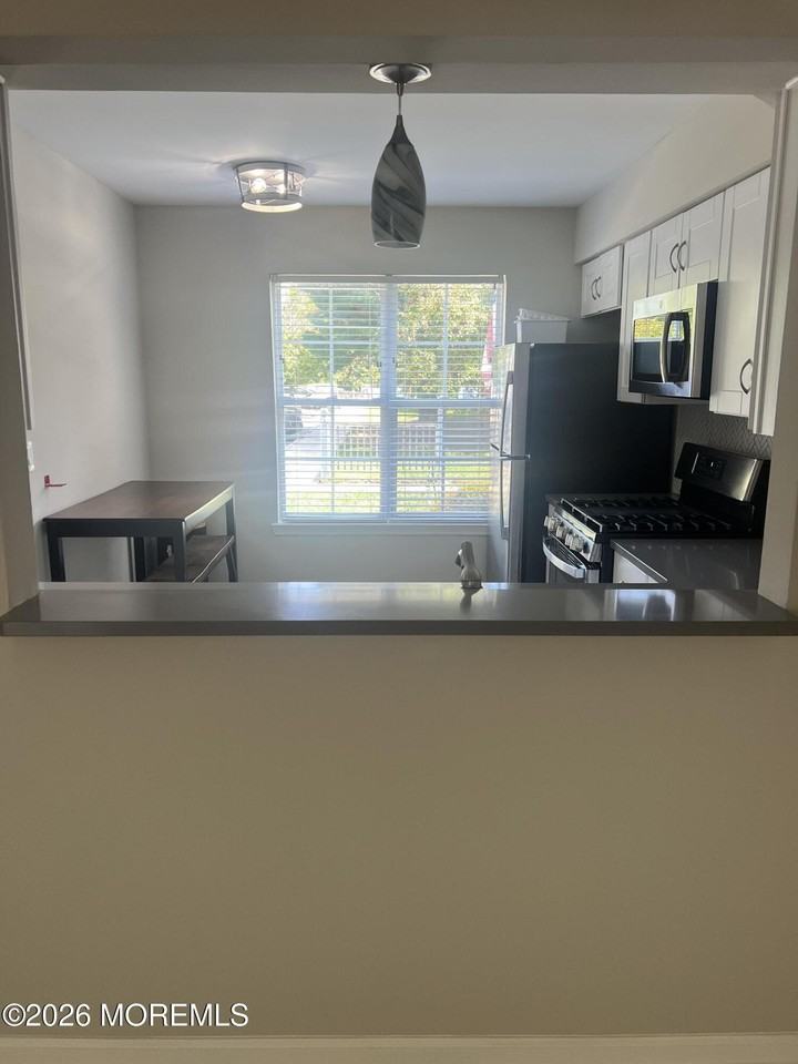 Shearwater Hallow Rd - Photo 4 of 13
