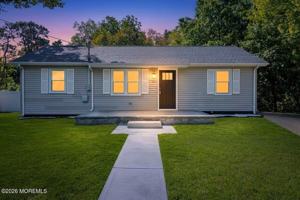 featured image of 501 Azalea Dr
