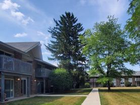 10S771 Clarendon Hills Rd #208 - Photo 1 of 1