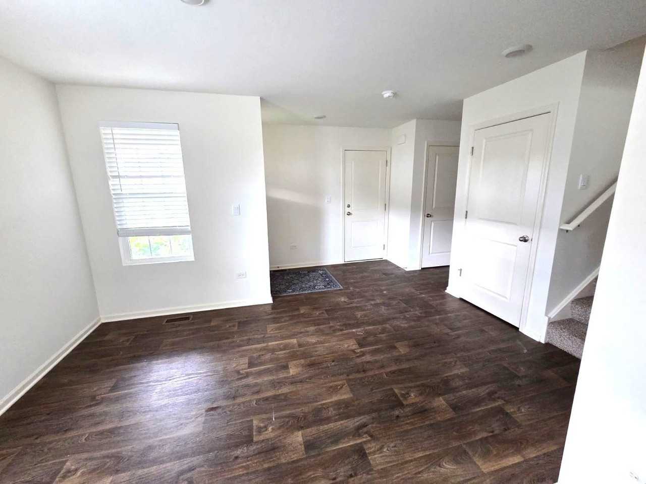 1801 Turtle Creek Dr - Photo 3 of 16