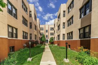 4206 N Pulaski Rd #2W - Photo 1 of 1
