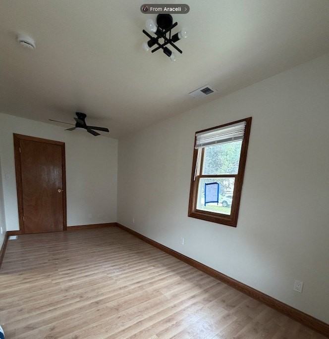 1724 Lyran Ave - Photo 6 of 9