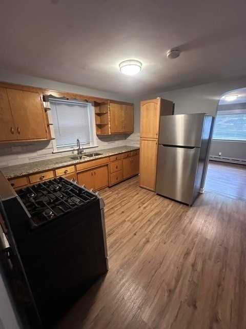 2918 W Marquette Rd - Photo 3 of 8