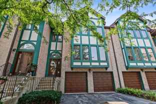 933 W Essex Pl - Photo 1 of 1