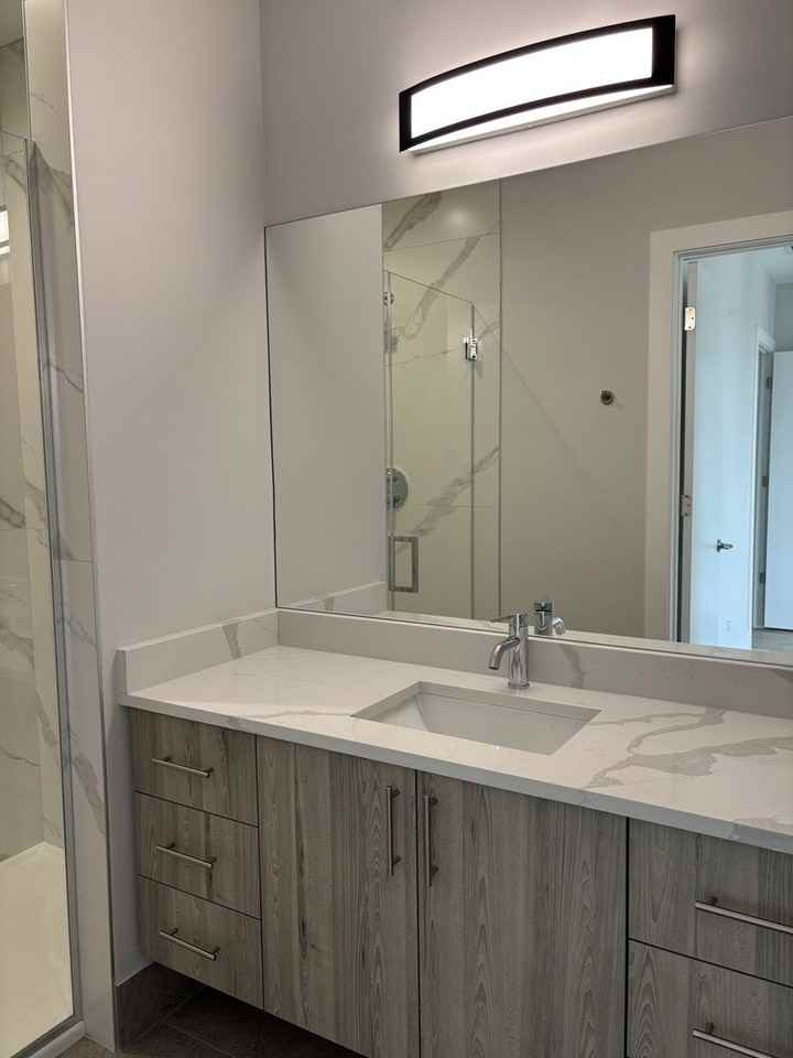 3218 N Karlov Ave #2 - Photo 5 of 9