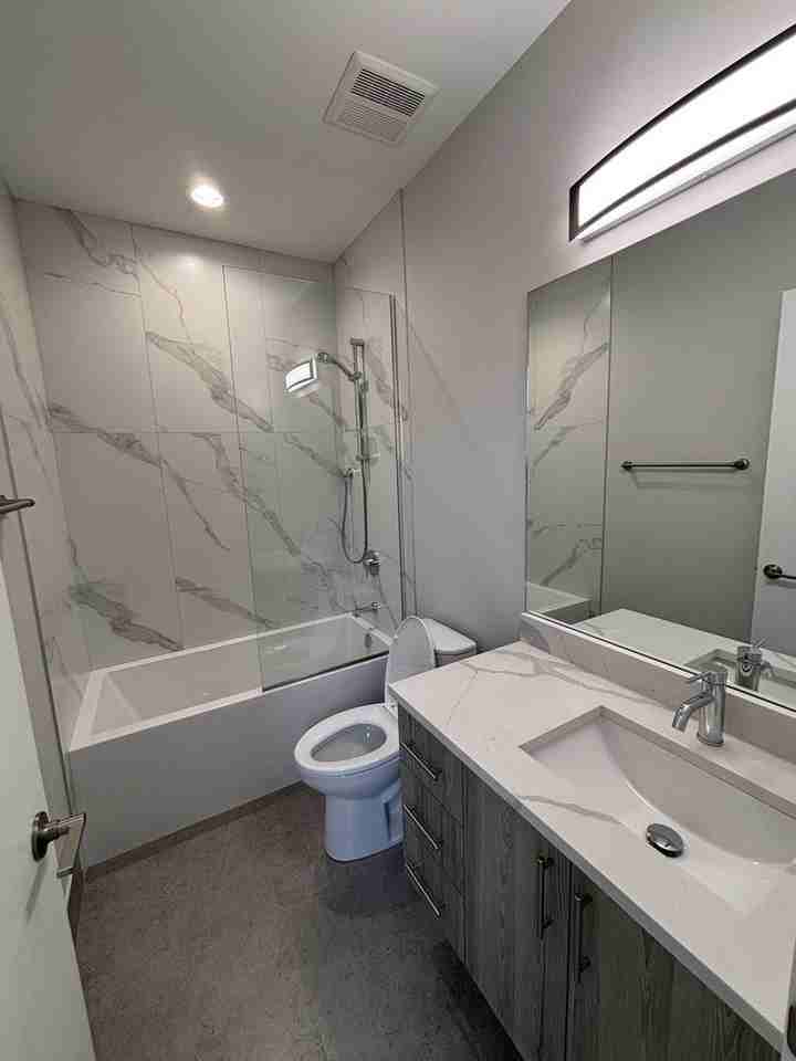 3218 N Karlov Ave #2 - Photo 7 of 9