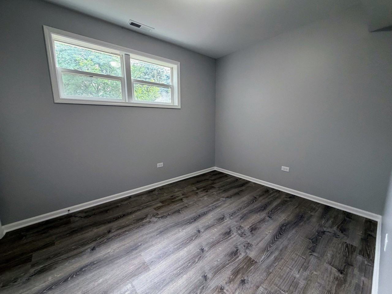 311 S Lodge Ln #1B - Photo 6 of 11