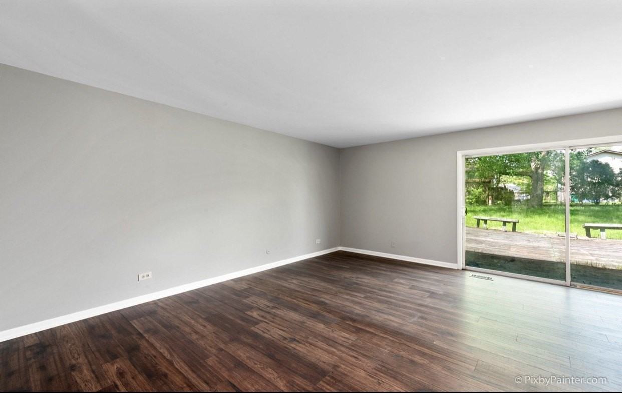 240 Bristol Way - Photo 3 of 19