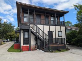 featured image of 2818 Herschel St #4