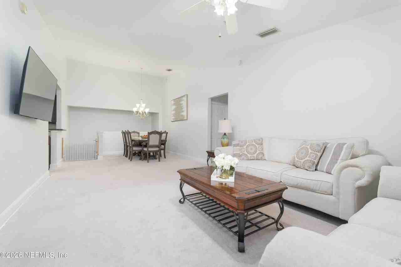 7060 Deer Lodge Cir #112 - Photo 4 of 12