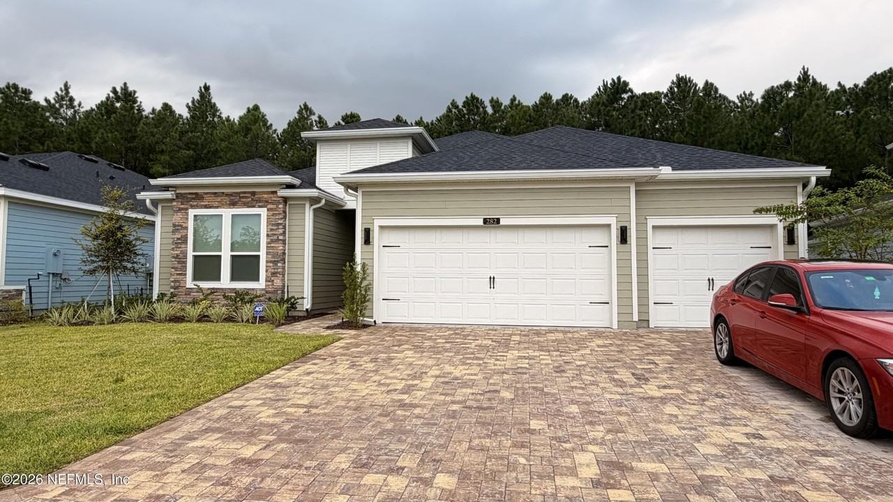 282 Higgins Loop - Photo 2 of 22