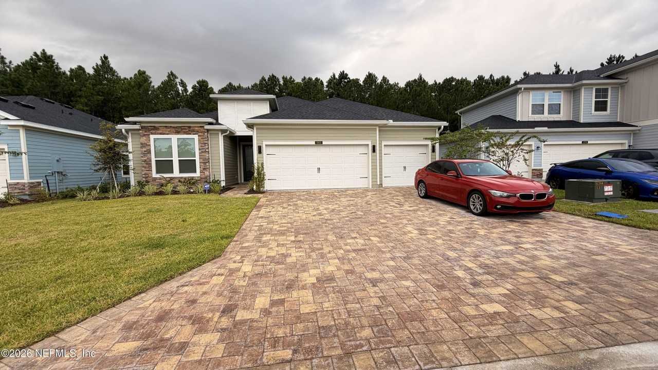 282 Higgins Loop - Photo 3 of 22