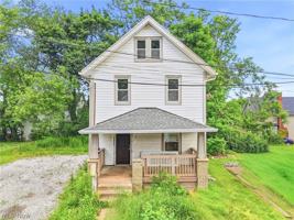 featured image of 285 Sumner Ct