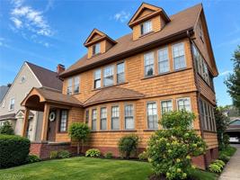featured image of 2641 Idlewood Rd #2