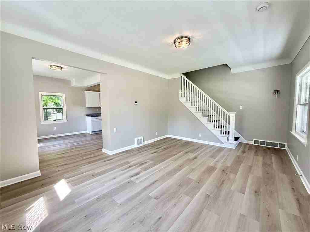 41 Dewhurst Ave - Photo 2 of 19